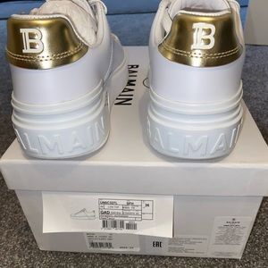 Balmain sneakers size 6